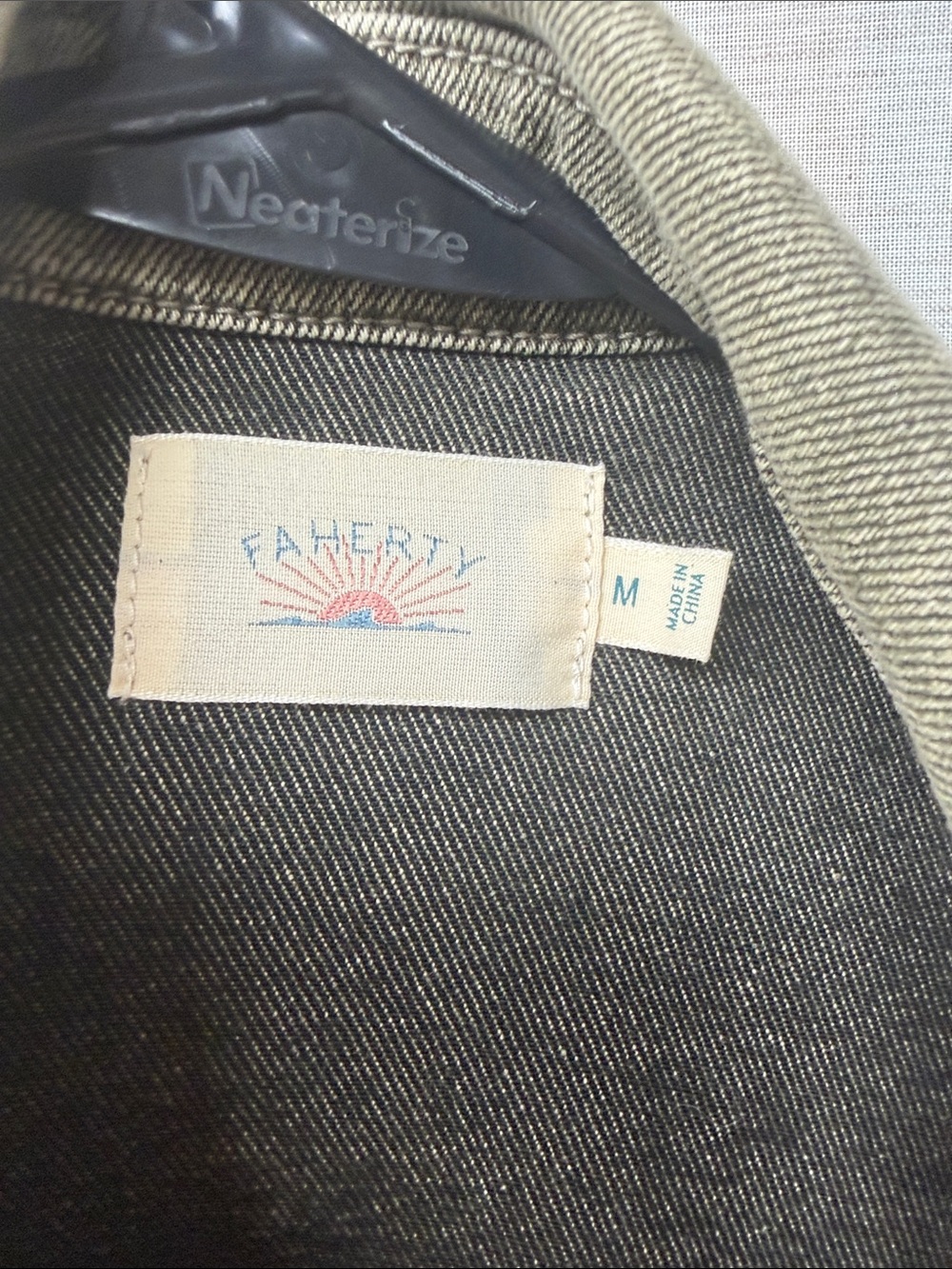 Faherty Washed Sage Utility Jacket - Picture 6 of 7
